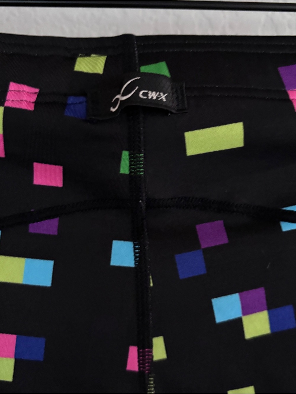 CW-X Pixel Print Compression Leggings Size M Y2K Retro Athletic - Picture 4 of 8